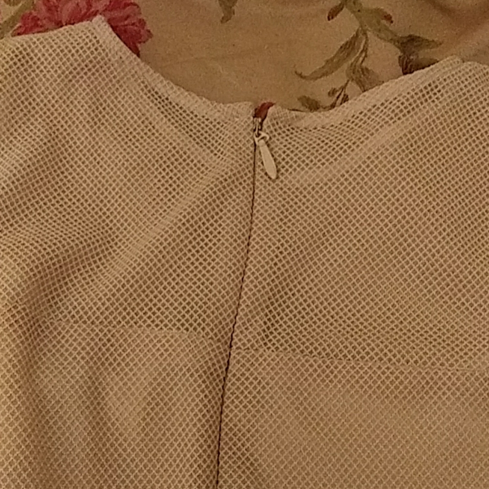 Dress - Picture 6 of 8